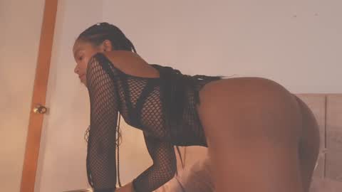 Snapshot of adelyn_x chatting on 02-01-25, 08:08 instragram adelyn 111 online show from 02-01-25, 08:08