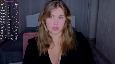 Snapshot of adelynnn chatting on 09-08-25, 04:50 Ada online show from 09-08-25, 04:50