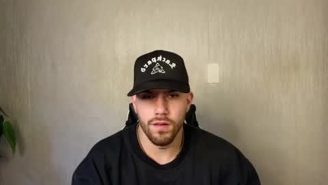 Snapshot of ades_lowe chatting on 10-14-25, 11:44 Ades online show from 10-14-25, 11:44