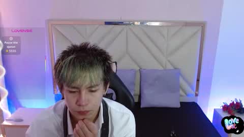  Hades  online show from 09-17-25, 12:51