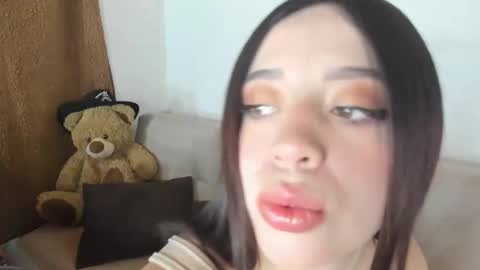 Snapshot of adhara_f chatting on 10-08-25, 10:24 AdaraForest online show from 10-08-25, 10:24