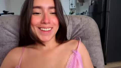 Snapshot of adhara_kitten chatting on 06-17-26, 02:40 Adhara online show from 06-17-26, 02:40
