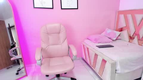 ADHARA online show from 10-09-25, 01:42