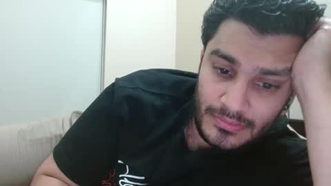 adit56665 online show from 12-04-25, 04:38