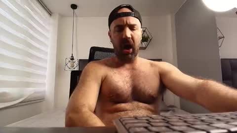 Juan online show from 10-23-25, 08:29