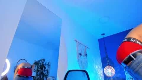 Snapshot of adonis_wb chatting on 11-03-25, 10:10 adonis_wb online show from 11-03-25, 10:10