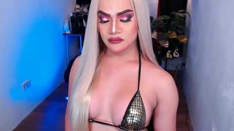 Snapshot of adorable_andrea chatting on 12-08-24, 06:50 adorable_andrea online show from 12-08-24, 06:50