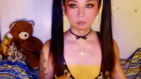 Snapshot of adorableslutxxx chatting on 06-21-26, 01:52 jasmine online show from 06-21-26, 01:52