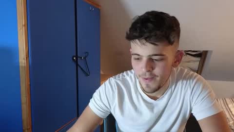 Snapshot of adr_twink chatting on 10-12-25, 11:26 ADR Twink online show from 10-12-25, 11:26