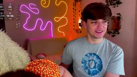 adrean_sofi online show from 09-10-25, 01:27