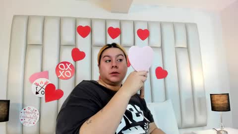 ANDREA PEREZ online show from 02-13-25, 11:50