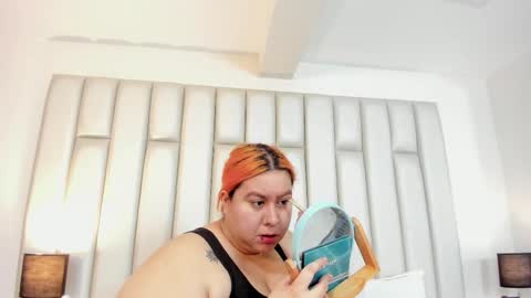 ANDREA PEREZ online show from 10-15-25, 11:43