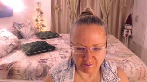 Snapshot of adrena_ chatting on 12-29-24, 02:52 Cryna online show from 12-29-24, 02:52
