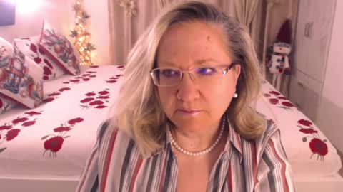 Snapshot of adrena_ chatting on 01-03-25, 04:22 Cryna online show from 01-03-25, 04:22