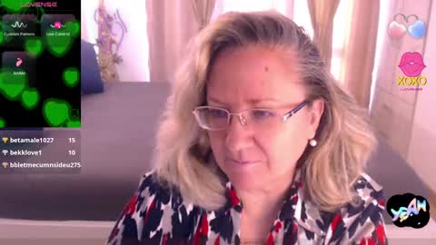 Snapshot of adrena_ chatting on 01-20-25, 01:32 Cryna online show from 01-20-25, 01:32