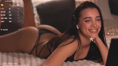 Victoria online show from 11-18-25, 05:28