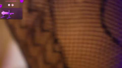 Adri crof online show from 05-17-26, 03:48