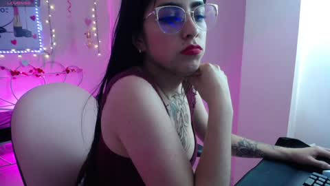 Adri  online show from 02-06-25, 09:11
