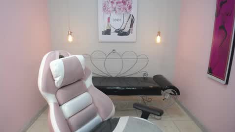 Adri  online show from 05-02-26, 01:27