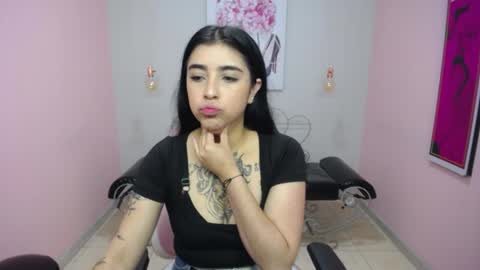 Adri  online show from 05-11-26, 12:44