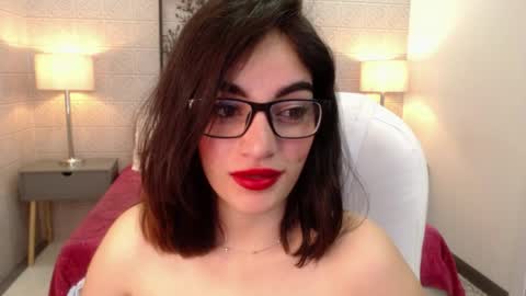 Snapshot of adri_velvet chatting on 04-08-26, 04:01 Adri online show from 04-08-26, 04:01