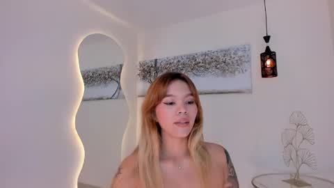 Adriana online show from 05-11-26, 06:49