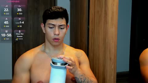 Adrian del Mar online show from 05-01-26, 03:11