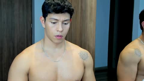 Adrian del Mar online show from 05-02-26, 01:54