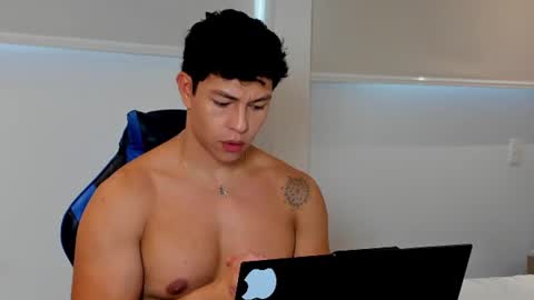 Adrian del Mar online show from 06-14-26, 08:00