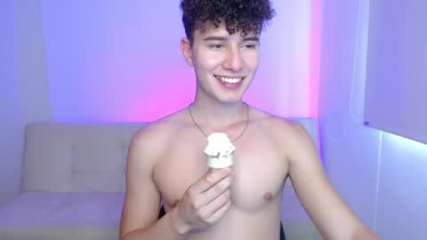 Snapshot of adrian_morelli chatting on 03-05-26, 07:10 adrian morelli online show from 03-05-26, 07:10