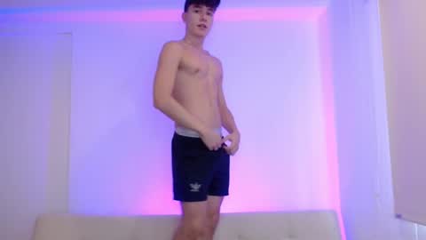 Snapshot of adrian_morelli chatting on 03-21-26, 07:28 adrian morelli online show from 03-21-26, 07:28