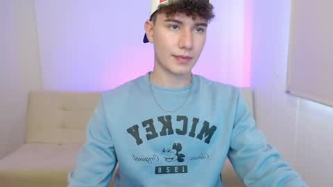 Snapshot of adrian_morelli chatting on 04-30-26, 06:36 adrian morelli online show from 04-30-26, 06:36