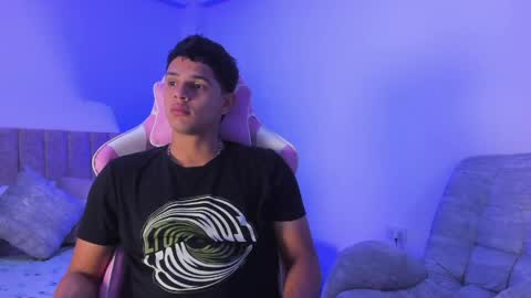 ADRIAN online show from 05-07-26, 06:57