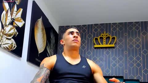   online show from 11-12-25, 12:00