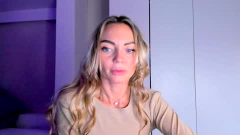 Adriana online show from 12-25-24, 10:16