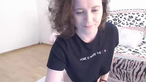 Snapshot of adriana_elvis chatting on 01-30-25, 01:42 adriana online show from 01-30-25, 01:42