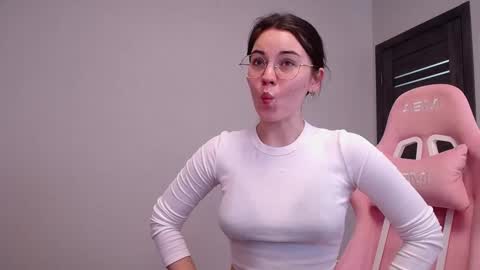 Adriana online show from 11-21-25, 06:12