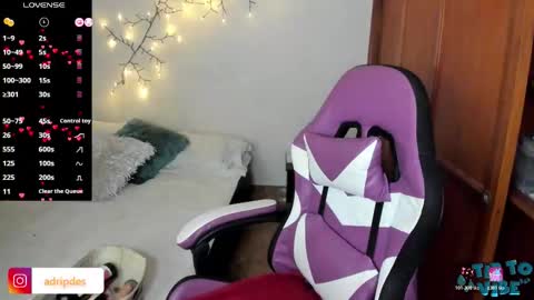 Adriana Paredes  online show from 11-29-25, 01:14