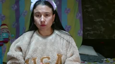 Snapshot of adrianatellez chatting on 03-06-25, 04:28 Adriana Tellez online show from 03-06-25, 04:28