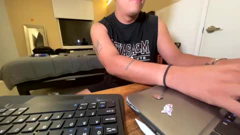 adriannn222 online show from 11-22-25, 01:37