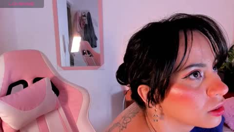 Snapshot of adriannyp chatting on 10-26-25, 03:12 adrianny online show from 10-26-25, 03:12