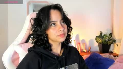 Snapshot of adriannyp chatting on 10-31-25, 02:45 adrianny online show from 10-31-25, 02:45