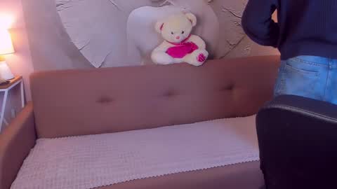 Snapshot of adrianoaubert chatting on 03-01-25, 02:37 adrianoaubert online show from 03-01-25, 02:37