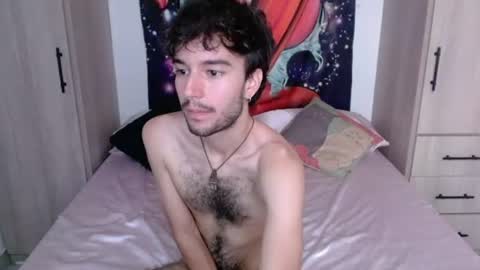 Snapshot of adrien_polo chatting on 06-26-26, 10:25 adrien_polo online show from 06-26-26, 10:25