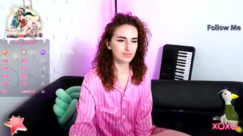 Snapshot of adrihanna chatting on 01-14-25, 06:13 Adriana online show from 01-14-25, 06:13