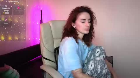 Snapshot of adrihanna chatting on 01-16-25, 06:14 Adriana online show from 01-16-25, 06:14