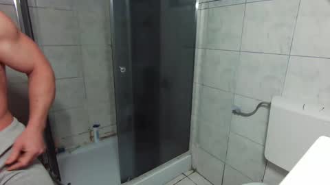 Snapshot of advp69 chatting on 01-22-25, 08:40 Mrrfitt online show from 01-22-25, 08:40