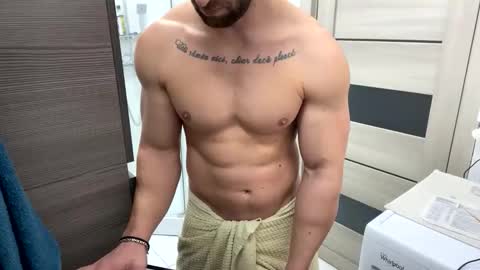 Snapshot of advp69 chatting on 11-09-25, 01:53 Mrrfitt online show from 11-09-25, 01:53