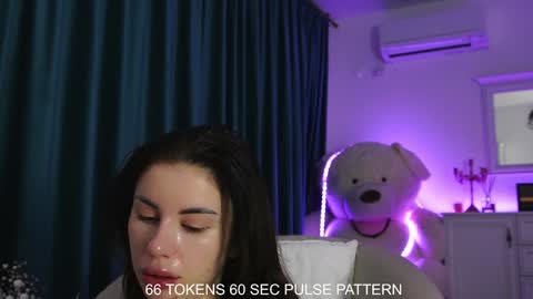 Aelia online show from 01-13-25, 05:44