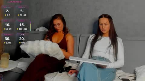 Adele online show from 03-26-26, 06:19